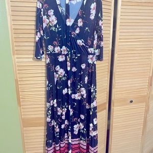 Navy blue and pink long sleeved dress